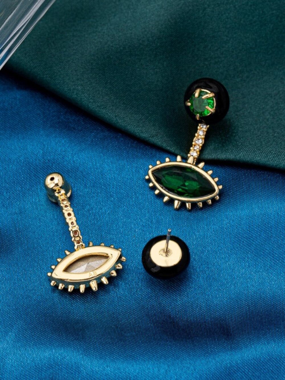 Alexis Bittar Enamel Stud Earrings - Picture 5 of 5